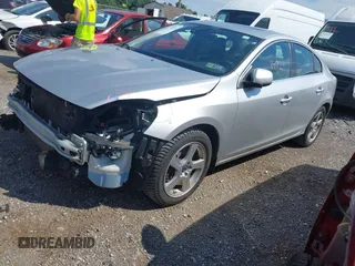 2012 Volvo S60 T5 with VIN YV1622FS4C2116880, listed as a IAAI auction lot 42651472 with 160,745 mi miles and . Bid and sale history available at DreamBid. Image 2.