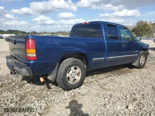 2002 Chevrolet Silverado 1500 LT with VIN 2GCEC19T421161569, listed as a Copart auction lot 78504044 with 182,158 mi miles and Salvage Title. Bid and sale history available at carsss.com. Image 3.