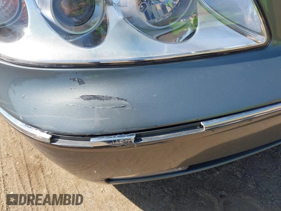 2006 Hyundai Azera SE with VIN KMHFC46F76A100535, listed as a IAAI auction lot 41969960 with 91,131 mi miles and . Bid and sale history available at DreamBid. Image 12.