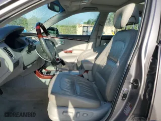 2006 Hyundai Azera SE with VIN KMHFC46F96A118552, listed as a Copart auction lot 50934395 with 122,210 mi miles and Salvage Title. Bid and sale history available at carsss.com. Image 7.