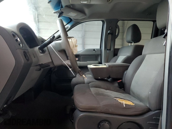 2006 Ford F-150 XLT with VIN 1FTPW04576KC53736, listed as a Copart auction lot 82141344 with 252,185 mi miles and Salvage Title. Bid and sale history available at carsss.com. Image 7.