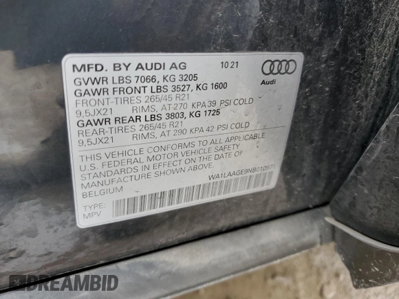 2022 Audi e-tron Premium Plus z VIN WA1LAAGE9NB010971, wystawiony jako Copart lot #51066514 z przebiegiem 26 885 mil mil oraz Szkoda całkowita • Salvage title. Historia ofert i sprzedaży dostępna na DreamBid. Obrazek 12.