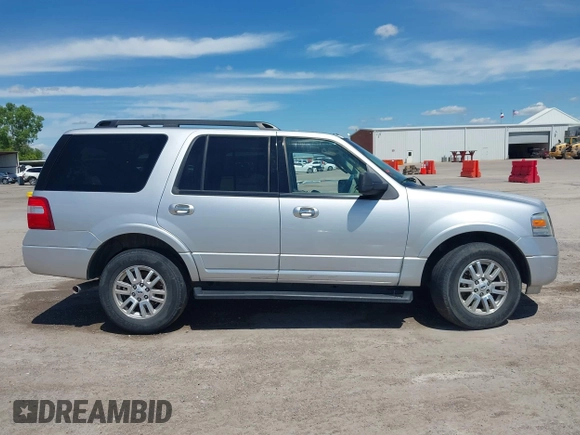 2014 Ford Expedition XLT with VIN 1FMJU1H57EEF25206, listed as a IAAI auction lot 42036120 with 169,105 mi miles and . Bid and sale history available at DreamBid. Image 13.