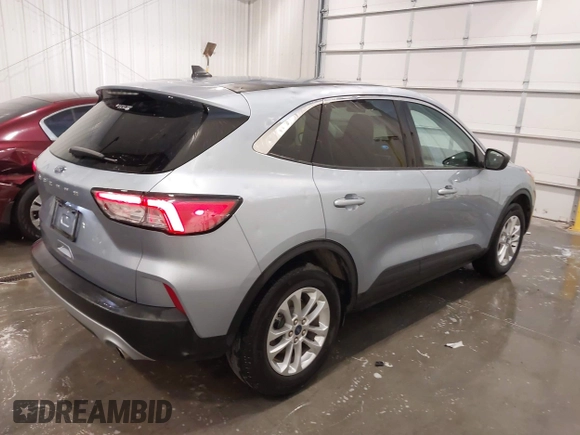 2022 Ford Escape SE с VIN 1FMCU0G64NUB71518, выставлен на аукционе IAAI как лот 42196475 с пробегом 9 389 миль миль и . История ставок и продаж доступна на DreamBid. Изображение 4.