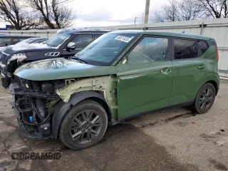 2022 Kia Soul EX with VIN KNDJ33AU0N7155385, listed as a Copart auction lot 86574434 with 43,007 mi miles and Salvage Title. Bid and sale history available at carsss.com. Image 1.