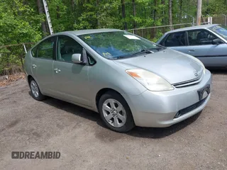 2005 Toyota Prius with VIN JTDKB20U353078084, listed as a IAAI auction lot 42157962 with 170,270 mi miles. Bid and sale history available at carsss.com. Image 1.