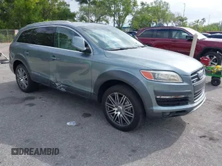 2007 Audi Q7 Premium with VIN WA1BY74LX7D068219, listed as a IAAI auction lot 41829548 with 125,071 mi miles. Bid and sale history available at carsss.com. Image 1.
