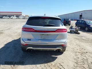 2017 Lincoln MKC Premiere with VIN 5LMCJ1C92HUL15471, listed as a IAAI auction lot 41875811 with 160,287 mi miles and . Bid and sale history available at DreamBid. Image 16.