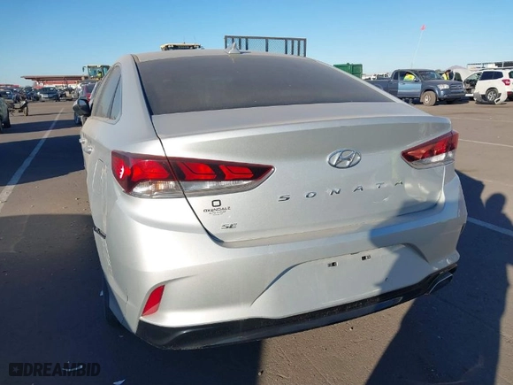 2018 Hyundai Sonata SE with VIN 5NPE24AF9JH699093, listed as a IAAI auction lot 40668494 with 1 mi miles. Bid and sale history available at carsss.com. Image 15.