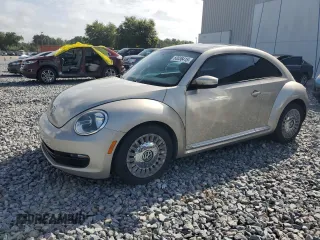 2013 Volkswagen Beetle 2.5L с VIN 3VWJX7AT9DM679218, выставлен на аукционе Copart как лот 60036415 с пробегом 125 217 миль миль и Чистый • Clean title. История ставок и продаж доступна на DreamBid. Изображение 1.