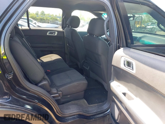 2014 Ford Explorer XLT z VIN 1FM5K8D82EGA16631, wystawiony jako IAAI lot #42255479 z przebiegiem 159 867 mil mil oraz . Historia ofert i sprzedaży dostępna na DreamBid. Obrazek 8.