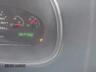 2008 Ford Econoline Cargo Commercial z VIN 1FTNE24L98DB60406, wystawiony jako IAAI lot #42346595 z przebiegiem 263 736 mil mil oraz . Historia ofert i sprzedaży dostępna na DreamBid. Obrazek 15.