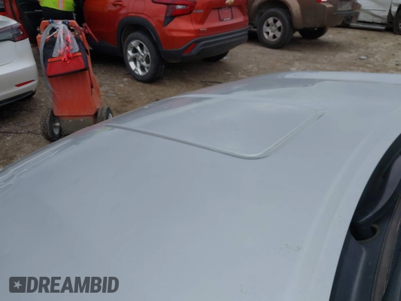 2022 GMC Terrain SLT with VIN 3GKALPEV6NL271507, listed as a IAAI auction lot 42205901 with 36,008 mi miles and . Bid and sale history available at DreamBid. Image 6.