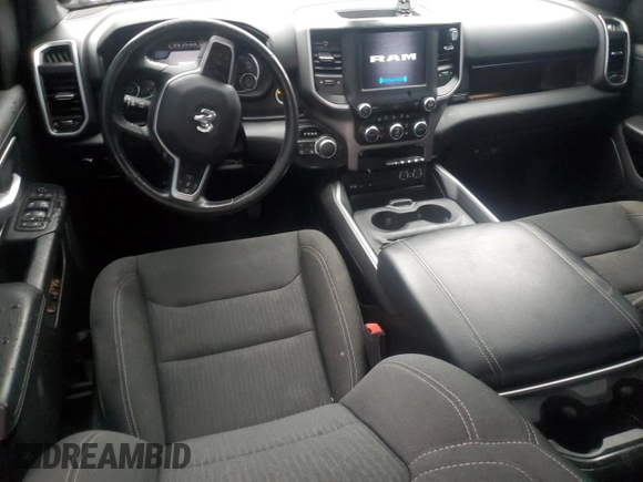 2019 Ram 1500 Big Horn z VIN 1C6SRFFT7KN854273, wystawiony jako Copart lot #48155855 z przebiegiem 92 660 mil mil oraz Szkoda całkowita • Salvage title. Historia ofert i sprzedaży dostępna na DreamBid. Obrazek 8.