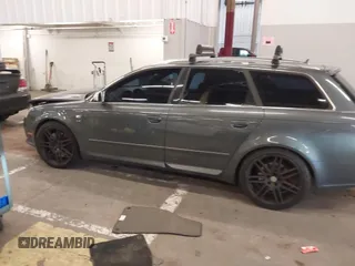 2008 Audi S4 z VIN WAUUL78E98A168935, wystawiony jako IAAI lot #41691662 z przebiegiem 94 143 mil mil oraz . Historia ofert i sprzedaży dostępna na DreamBid. Obrazek 14.