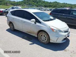 2012 Toyota Prius Two z VIN JTDZN3EU1C3119894, wystawiony jako IAAI lot #42235626 z przebiegiem 108 398 mil mil oraz . Historia ofert i sprzedaży dostępna na DreamBid. Obrazek 1.