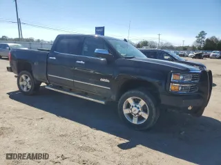 2016 Chevrolet Silverado 2500HD Built After Aug 14 High Country with VIN 1GC1KXEGXGF272866, listed as a Copart auction lot 47885865 with 210,983 mi miles and Non Repairable. Bid and sale history available at carsss.com. Image 4.