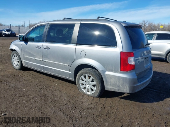 2014 Chrysler Town & Country Touring with VIN 2C4RC1BG8ER208400, listed as a IAAI auction lot 41611970 with 105,589 mi miles. Bid and sale history available at carsss.com. Image 3.