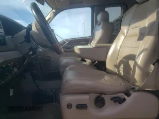2003 Ford Super Duty F-250 XL with VIN 1FTNX21L13EB63351, listed as a Copart auction lot 85092674 with 265,515 mi miles and Salvage Title. Bid and sale history available at carsss.com. Image 7.