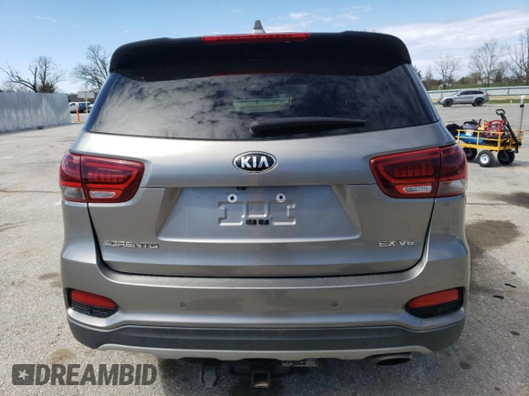 2019 Kia Sorento EX V6 with VIN 5XYPHDA52KG479009, listed as a Copart auction lot 50638255 with 114,647 mi miles and Clean Title. Bid and sale history available at carsss.com. Image 6.