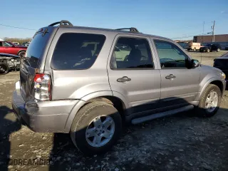 2007 Ford Escape XLT with VIN 1FMCU93167KB90522, listed as a Copart auction lot 43903705 with 80,750 mi miles and Salvage Title. Bid and sale history available at carsss.com. Image 3.