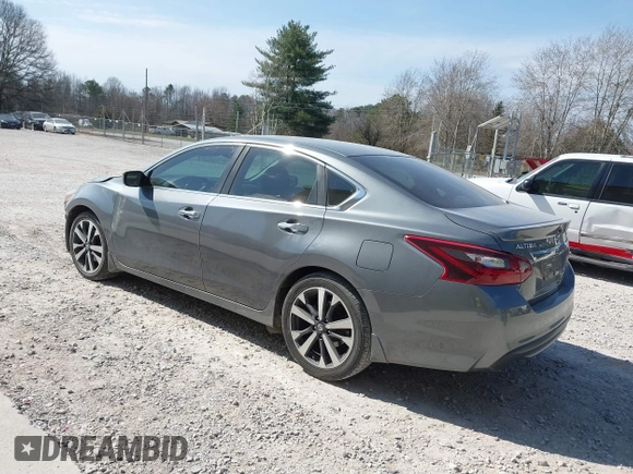 2018 Nissan Altima SR with VIN 1N4AL3AP6JC118424, listed as a IAAI auction lot 41697348 with 112,910 mi miles and . Bid and sale history available at carsss.com. Image 3.