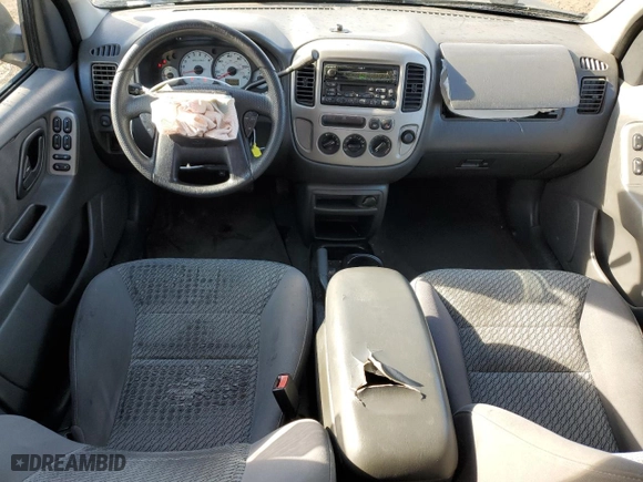 2004 Ford Escape XLT with VIN 1FMCU03114KA97656, listed as a Copart auction lot 48920965 with 229,620 mi miles and Salvage Title. Bid and sale history available at carsss.com. Image 8.