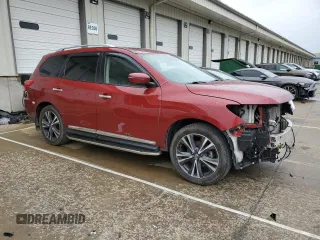 2018 Nissan Pathfinder S z VIN 5N1DR2MMXJC620138, wystawiony jako Copart lot #55303625 z przebiegiem 88 385 mil mil oraz Szkoda całkowita • Salvage title. Historia ofert i sprzedaży dostępna na DreamBid. Obrazek 4.