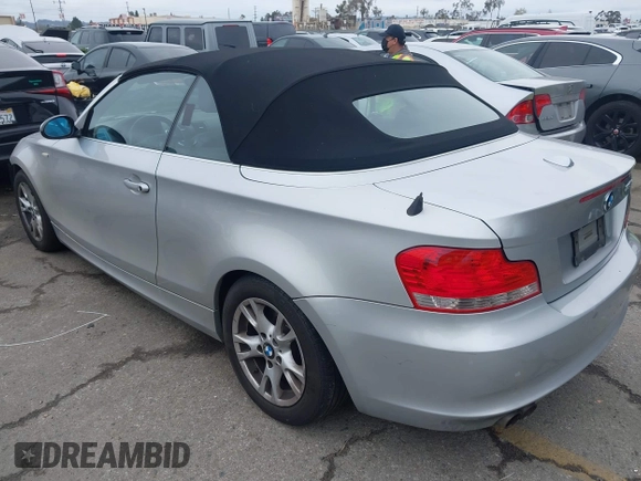 2009 BMW 1 Series 128i with VIN WBAUN13519VH81367, listed as a IAAI auction lot 41710584 with 94,462 mi miles and . Bid and sale history available at DreamBid. Image 3.