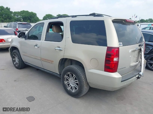 2007 Chevrolet Tahoe LT with VIN 1GNFK13007R339988, listed as a IAAI auction lot 41903825 with 1 mi miles. Bid and sale history available at carsss.com. Image 3.