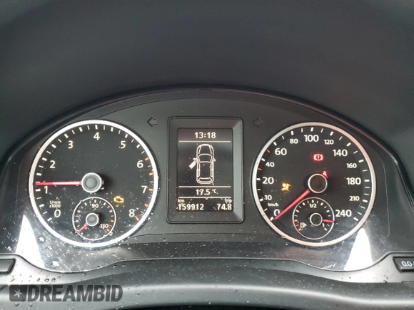 2011 Volkswagen Tiguan with VIN WVGCV7AX4BW527389, listed as a Copart auction lot 67476614 with 159,912 mi miles and Non repairable. Bid and sale history available at DreamBid. Image 9.