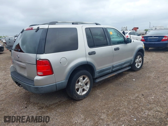 2003 Ford Explorer XLT z VIN 1FMZU63K63ZB21297, wystawiony jako IAAI lot #42201951 z przebiegiem Nie podano mil oraz . Historia ofert i sprzedaży dostępna na DreamBid. Obrazek 4.