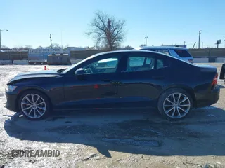 2021 Volvo S60 Momentum z VIN 7JR102FK4MG096853, wystawiony jako IAAI lot #41740894 z przebiegiem 75 270 mil mil oraz . Historia ofert i sprzedaży dostępna na DreamBid. Obrazek 15.