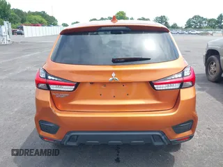 2020 Mitsubishi Outlander ES z VIN JA4AP3AU6LU011367, wystawiony jako IAAI lot #42492493 z przebiegiem 102 745 mil mil oraz . Historia ofert i sprzedaży dostępna na DreamBid. Obrazek 16.