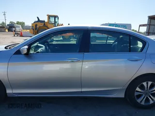 2014 Honda Accord LX z VIN 1HGCR2F34EA215772, wystawiony jako IAAI lot #42262416 z przebiegiem 104 029 mil mil oraz . Historia ofert i sprzedaży dostępna na DreamBid. Obrazek 15.