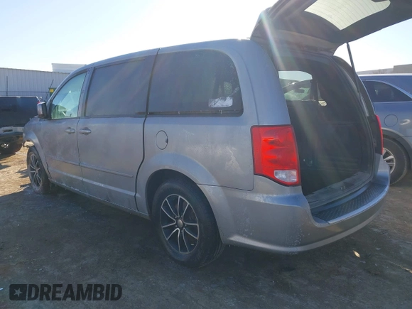2015 Dodge Grand Caravan R/T with VIN 2C4RDGEG4FR641161, listed as a IAAI auction lot 41237033 with 286,564 mi miles and . Bid and sale history available at DreamBid. Image 3.