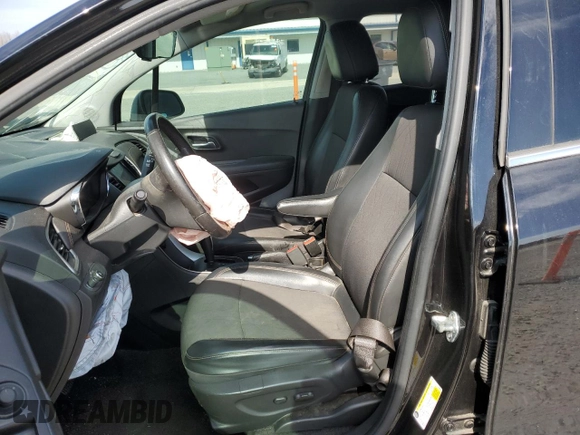 2020 Chevrolet Trax LT with VIN KL7CJLSB8LB025440, listed as a Copart auction lot 46864515 with 74,883 mi miles and Salvage title. Bid and sale history available at DreamBid. Image 7.