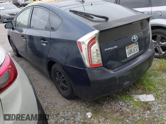 2012 Toyota Prius One with VIN JTDKN3DU2C1548699, listed as a IAAI auction lot 41920367 with 329,812 mi miles. Bid and sale history available at carsss.com. Image 3.