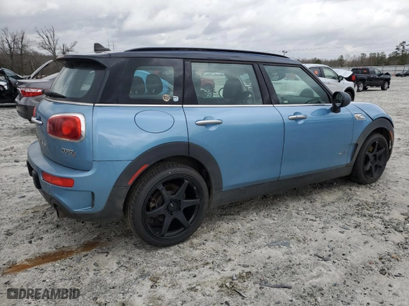 2017 MINI Clubman Cooper S with VIN WMWLU5C34H2E84503, listed as a Copart auction lot 47486925 with 224,707 mi miles and Clean Title. Bid and sale history available at carsss.com. Image 3.