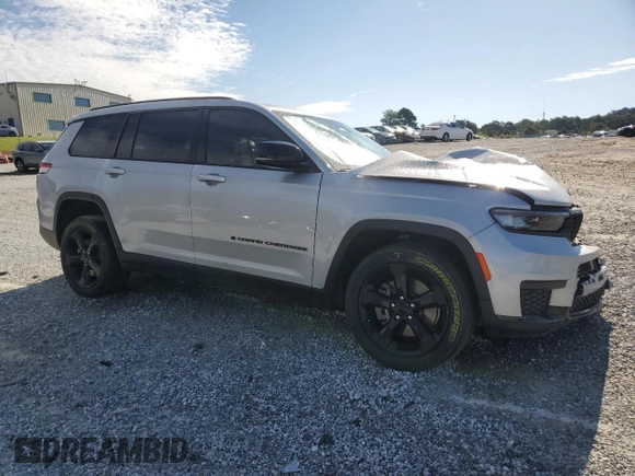 2022 Jeep Grand Cherokee Altitude z VIN 1C4RJJAG6N8548647, wystawiony jako Copart lot #55515905 z przebiegiem 62 225 mil mil oraz Szkoda całkowita • Salvage title. Historia ofert i sprzedaży dostępna na DreamBid. Obrazek 4.