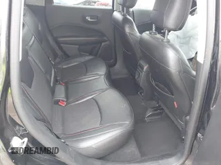 2019 Jeep Compass Trailhawk z VIN 3C4NJDDB5KT618149, wystawiony jako IAAI lot #41959320 z przebiegiem 99 795 mil mil oraz . Historia ofert i sprzedaży dostępna na DreamBid. Obrazek 8.