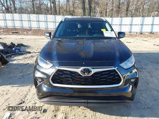 2024 Toyota Highlander LE with VIN 5TDKDRAH6RS051518, listed as a IAAI auction lot 41393093 with 23,305 mi miles and . Bid and sale history available at DreamBid. Image 12.