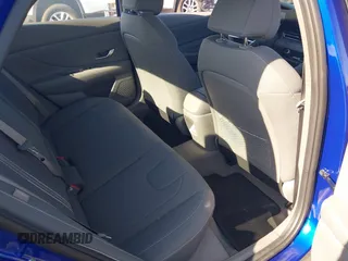 2024 Hyundai Elantra SEL с VIN KMHLS4DG6RU815603, выставлен на аукционе IAAI как лот 42299061 с пробегом 1 193 миль миль и . История ставок и продаж доступна на DreamBid. Изображение 8.