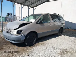2002 Toyota Sienna LE with VIN 4T3ZF13C82U465335, listed as a IAAI auction lot 40274809 with 178,560 mi miles and . Bid and sale history available at DreamBid. Image 17.