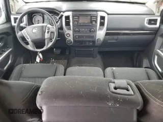 2017 Nissan Titan XD SV with VIN 1N6BA1F34HN525863, listed as a Copart auction lot 83799924 with 33,112 mi miles and Salvage Title. Bid and sale history available at carsss.com. Image 8.
