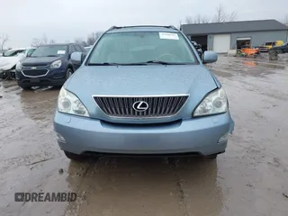 2005 Lexus RX 330 with VIN 2T2HA31U15C067735, listed as a IAAI auction lot 41660583 with 135,787 mi miles and . Bid and sale history available at DreamBid. Image 12.