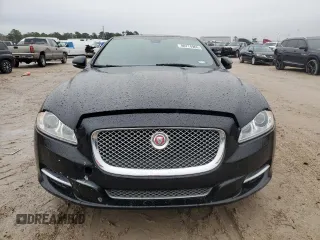 2014 Jaguar XJ Portfolio z VIN SAJWA2GZ2E8V64993, wystawiony jako Copart lot #88774965 z przebiegiem Nie podano mil oraz Szkoda całkowita • Salvage title. Historia ofert i sprzedaży dostępna na DreamBid. Obrazek 5.