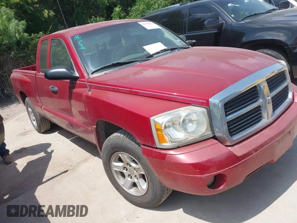 2006 Dodge Dakota SLT z VIN 1D7HE42N66S629432, wystawiony jako IAAI lot #42319636 z przebiegiem 187 086 mil mil oraz . Historia ofert i sprzedaży dostępna na DreamBid. Obrazek 1.