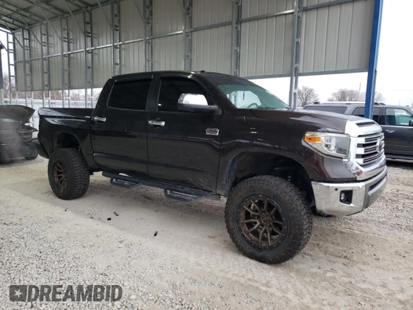 2018 Toyota Tundra SR5 with VIN 5TFAW5F15JX742032, listed as a Copart auction lot 83855754 with 82,476 mi miles and Salvage title. Bid and sale history available at DreamBid. Image 4.