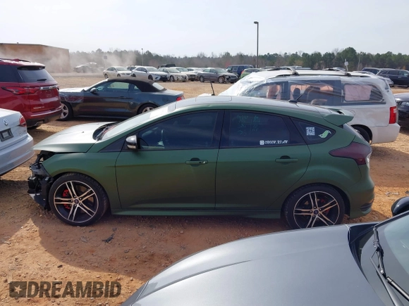 2017 Ford Focus ST with VIN 1FADP3L97HL289483, listed as a IAAI auction lot 41797579 with 127,789 mi miles and . Bid and sale history available at carsss.com. Image 14.